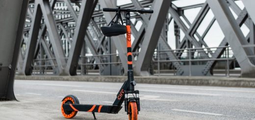 A CIRC oferece desbloqueio das suas trotinetes no domingo